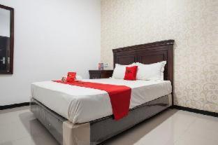 Reddoorz Near Taman Krida Budaya Malang Cameră foto